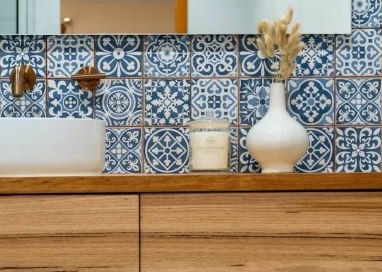Rustic and modern farmhouse tiles in a Sydney home