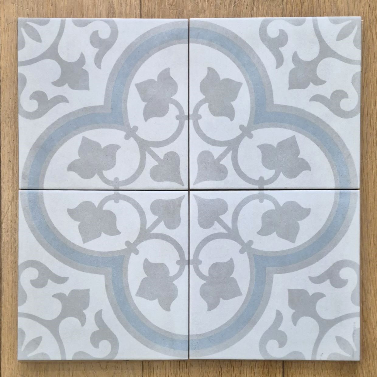 Soft blue and grey modern Hamptons pattern tile