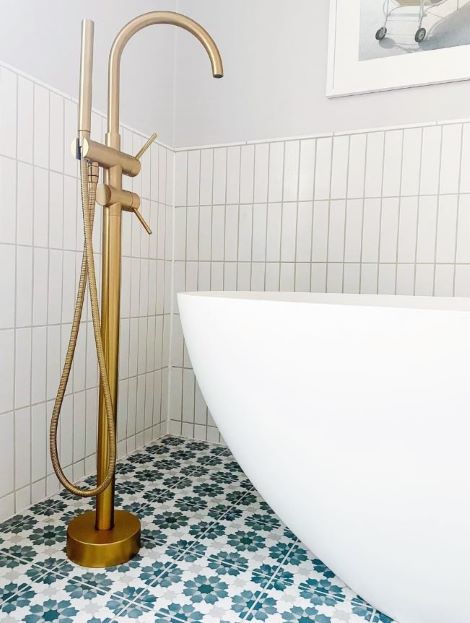 Coastal beach house bathroom floor Sydney