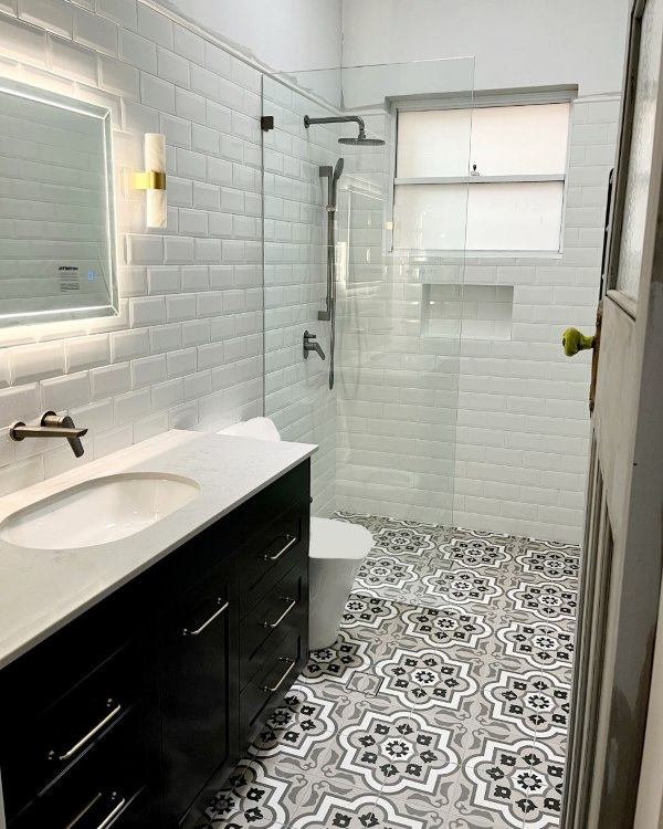 Heritage home in Sydney bathroom renovation tiles